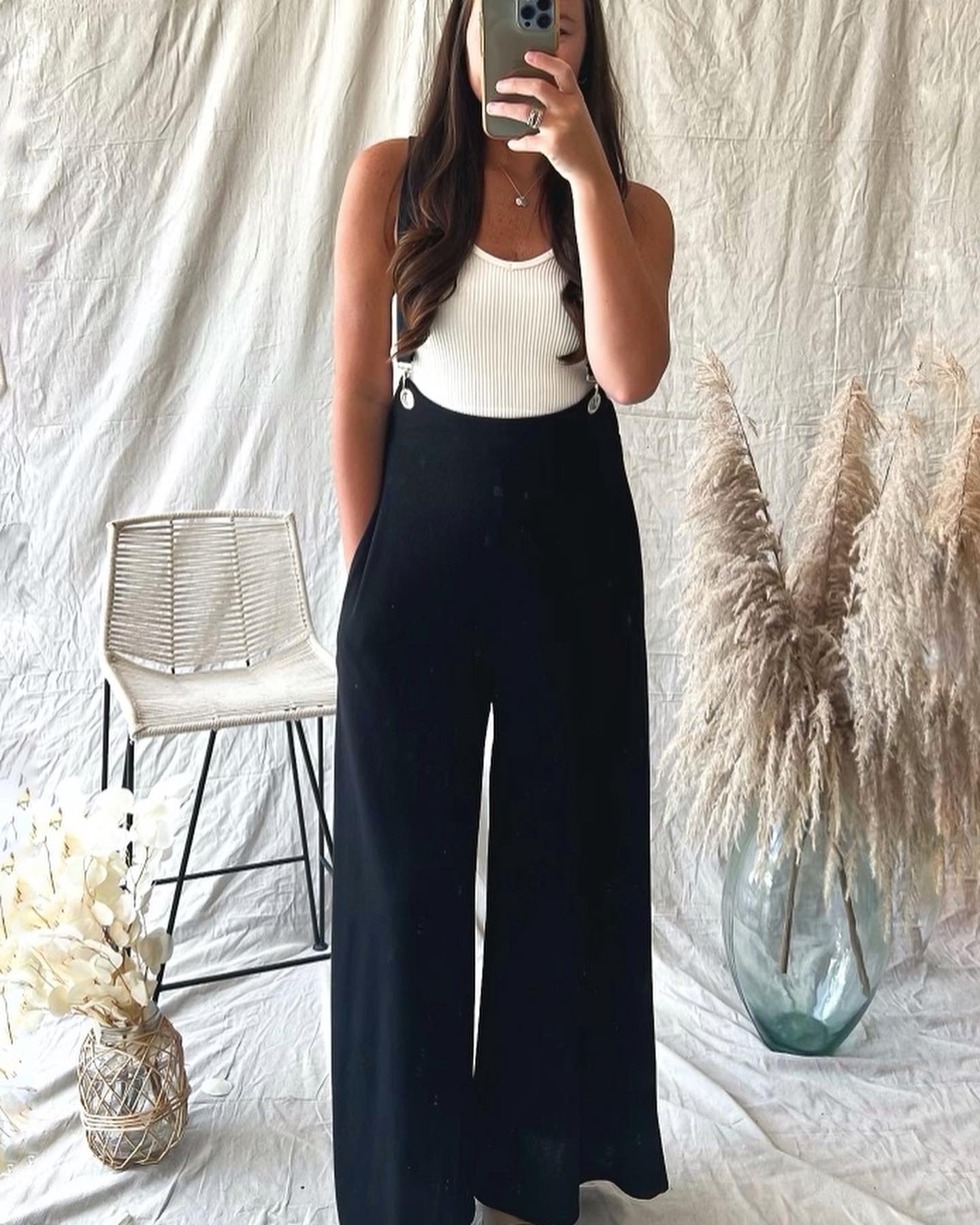 Sightseeing Jumper in Black